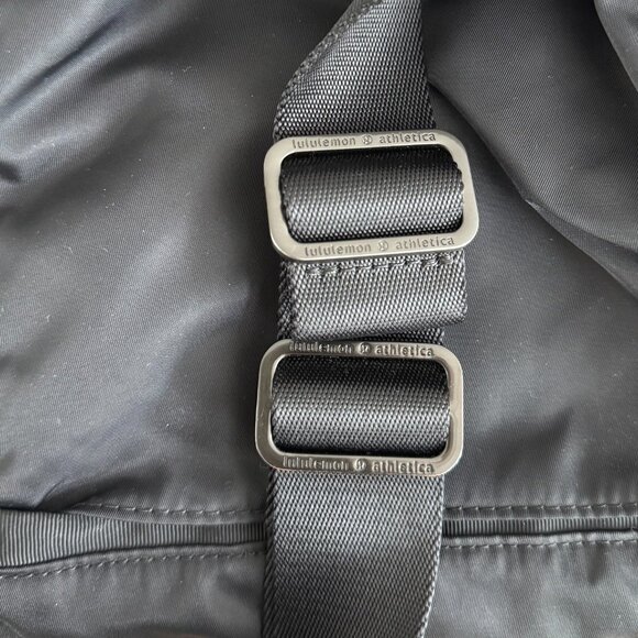 Lululemon - Festival Bag in Black - Picture 15 of 16